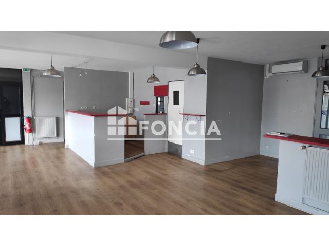 Local commercial   louer  Luisant  28600 80 m2 Foncia